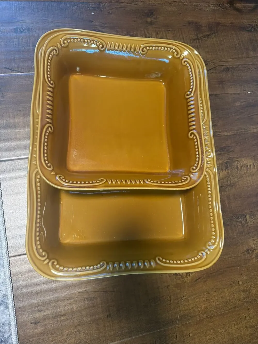 Set Of 2 Worldwide Home Bakeware Lasagna Dishes 9x13, 8x8